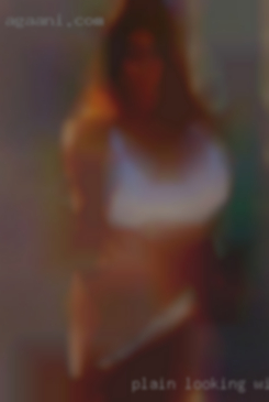 Plain looking wives discreet nude.